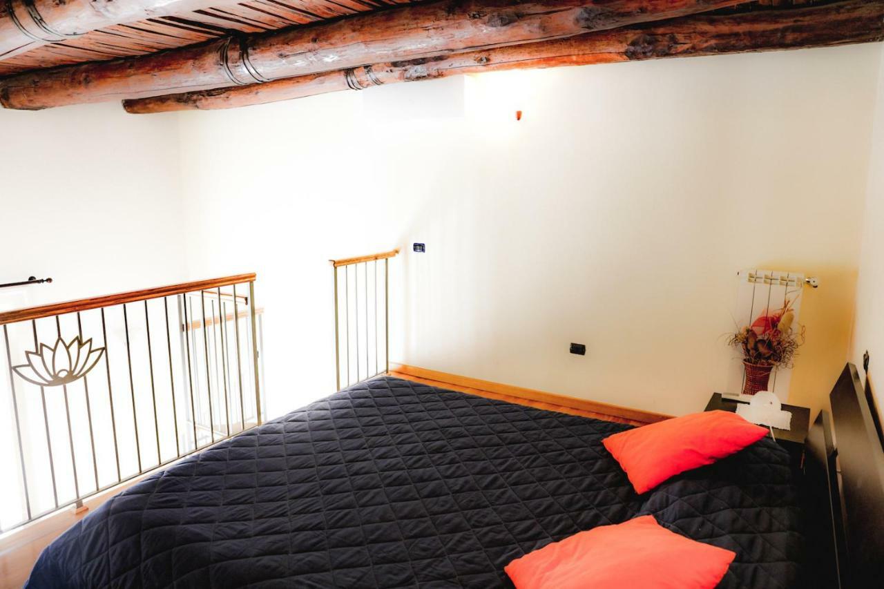 Spicchi Di Sole Bed and Breakfast Neapel Exteriör bild